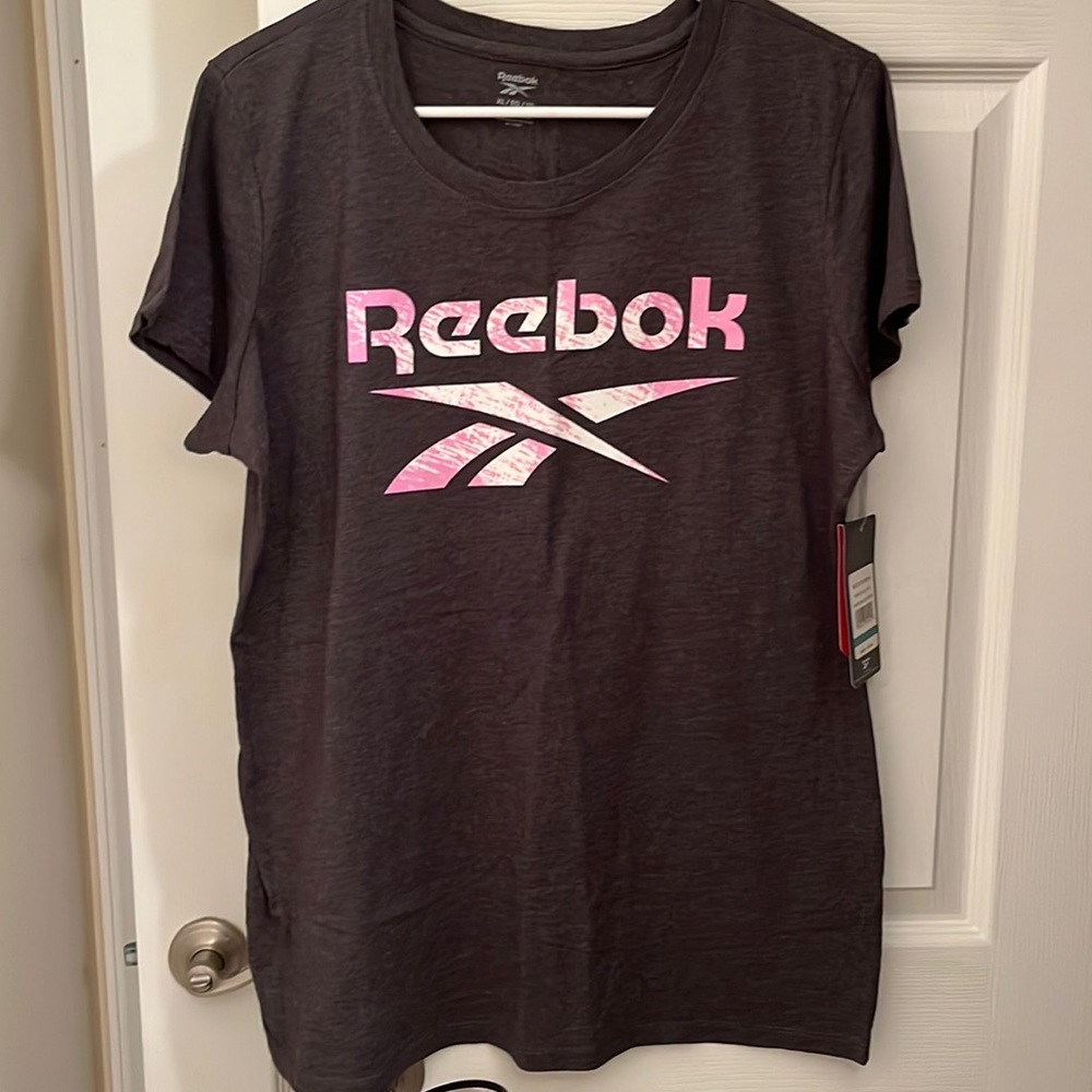 Reebok T-shirt
